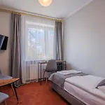 Moderna 4*