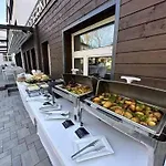 Bed & Breakfast Moderna 4*