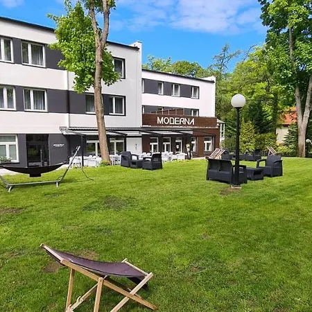 Moderna ベッド・アンド・ブレックファスト 3*