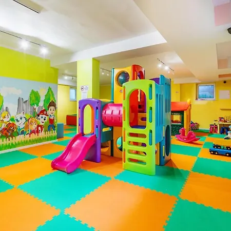 Moderna 3*