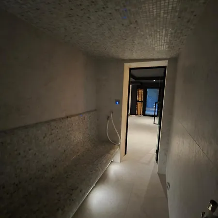 Moderna ベッド・アンド・ブレックファスト 3*