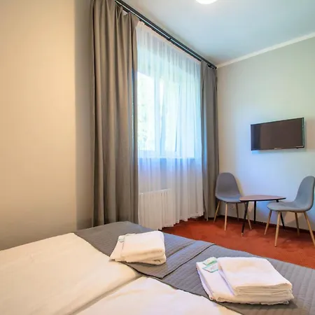 Moderna Nocleg ze śniadaniem