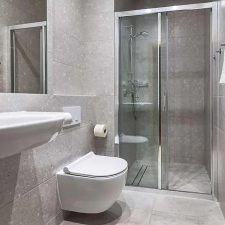 Moderna ベッド・アンド・ブレックファスト