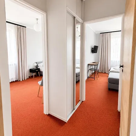 B&B Moderna 4*