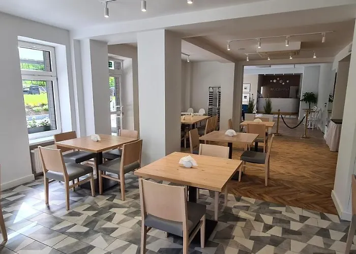 Moderna Nocleg ze śniadaniem